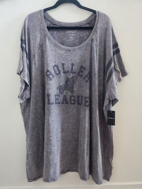 torrid Super Soft Washed Gray 'Roller League' Scoop Neck Tee Slub Jersey